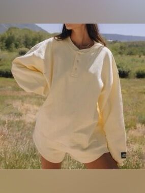Daily Drills Oversized Crew Lemonade Yellow Henley Sweatshirt